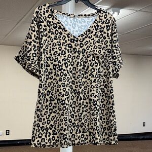 Leopard Print V-Neck Top